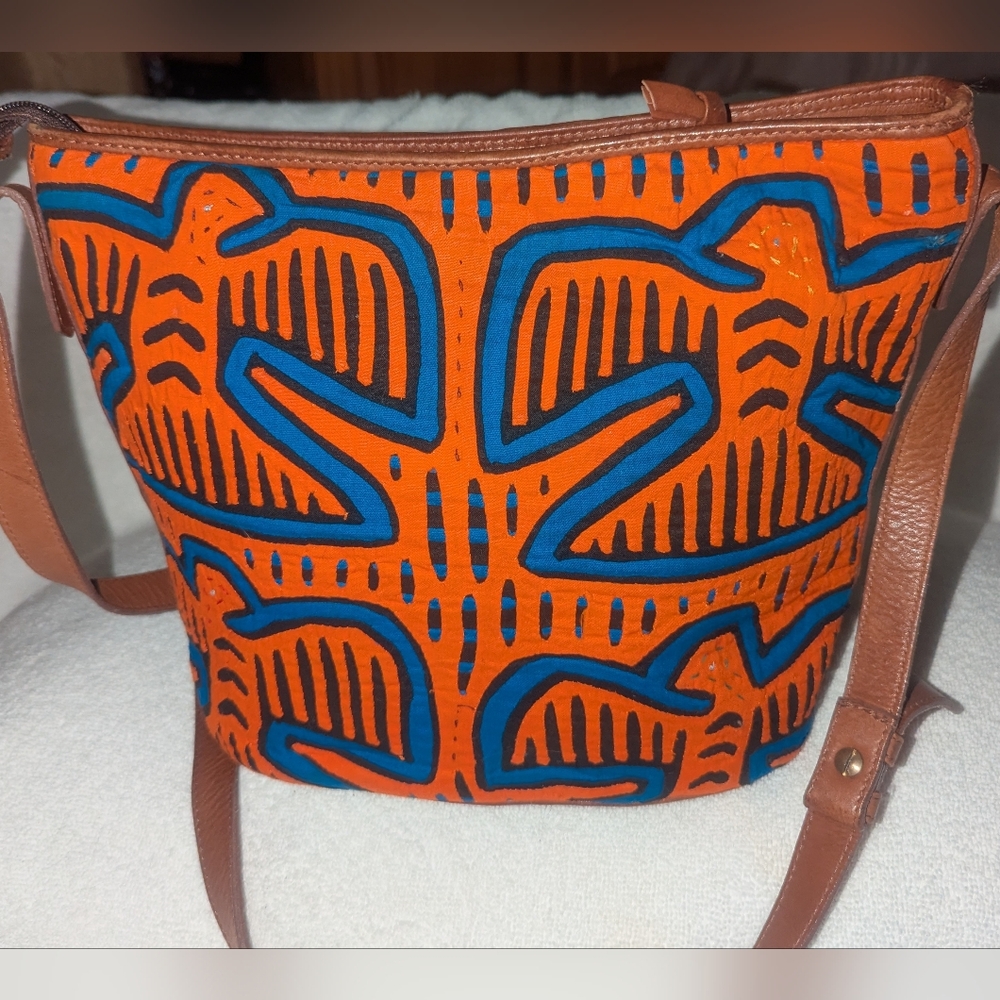 Vibrant Orange and Blue Mola Textile Bag With Leather Details. - Picture 2 of 10